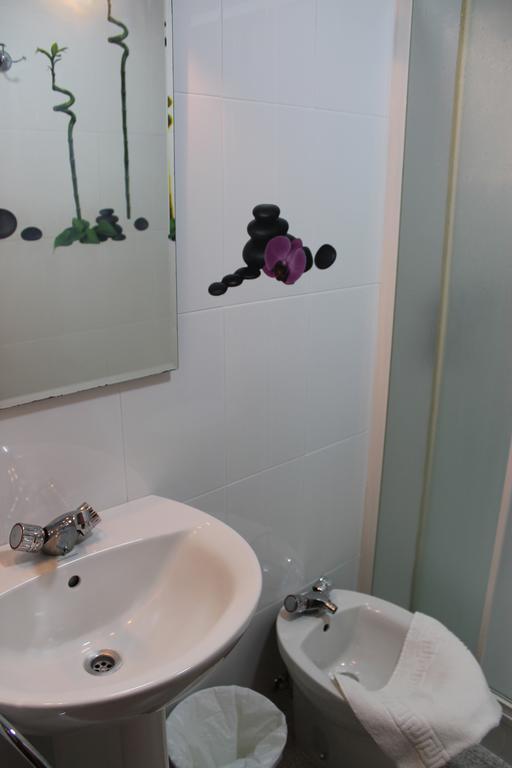 Hostal Amantes De Теруел Екстериор снимка
