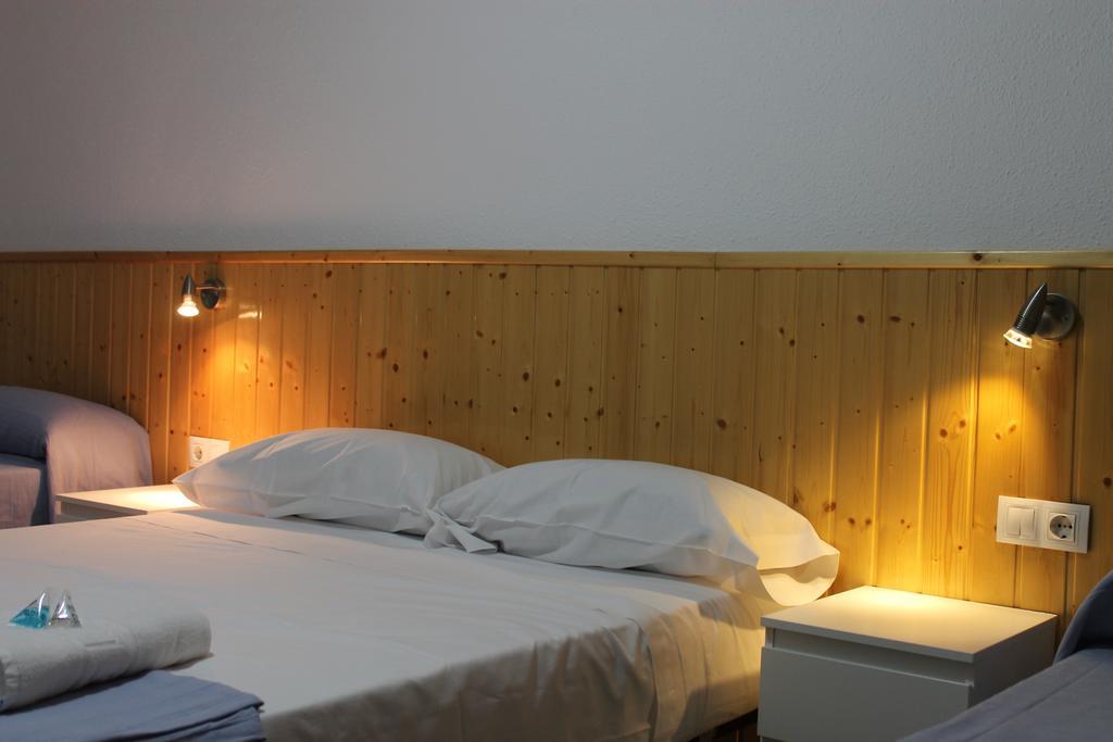 Hostal Amantes De Теруел Екстериор снимка